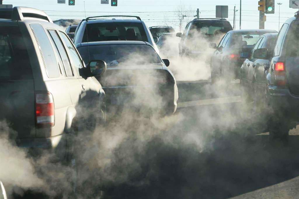car emissions in a road with traffic 