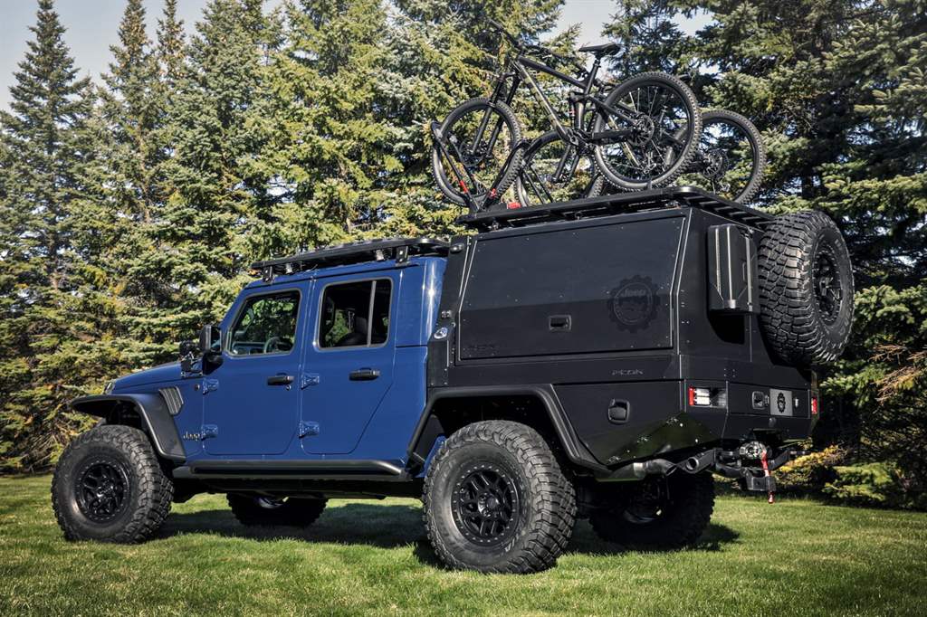 Jeep Gladiator Top Dog Concept