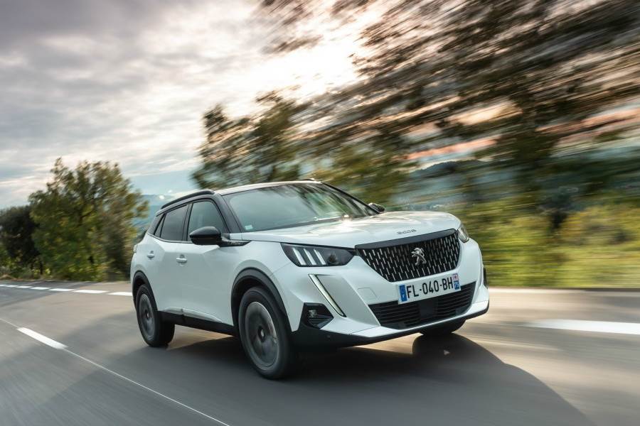 Παντού κυριαρχεί το Peugeot 2008