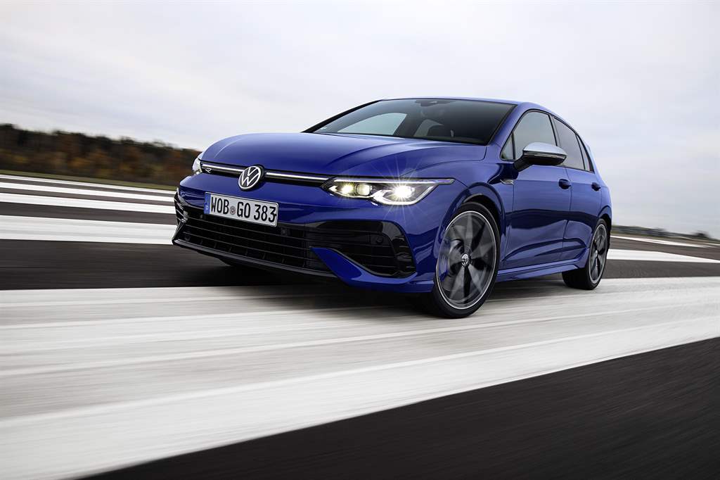  8΄ αδρεναλίνης στο video αποκάλυψης του νέου Golf R