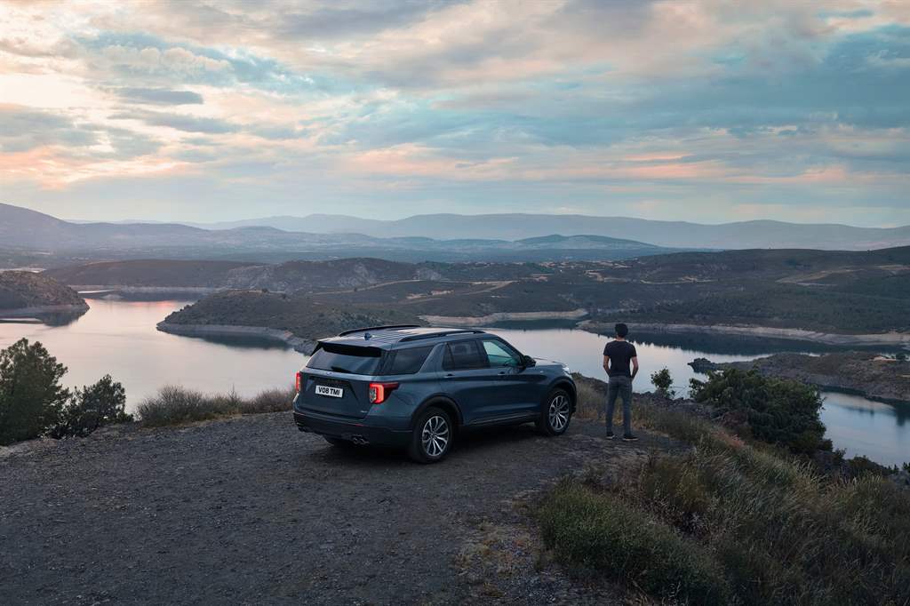 Ford Explorer Plug-In Hybrid
