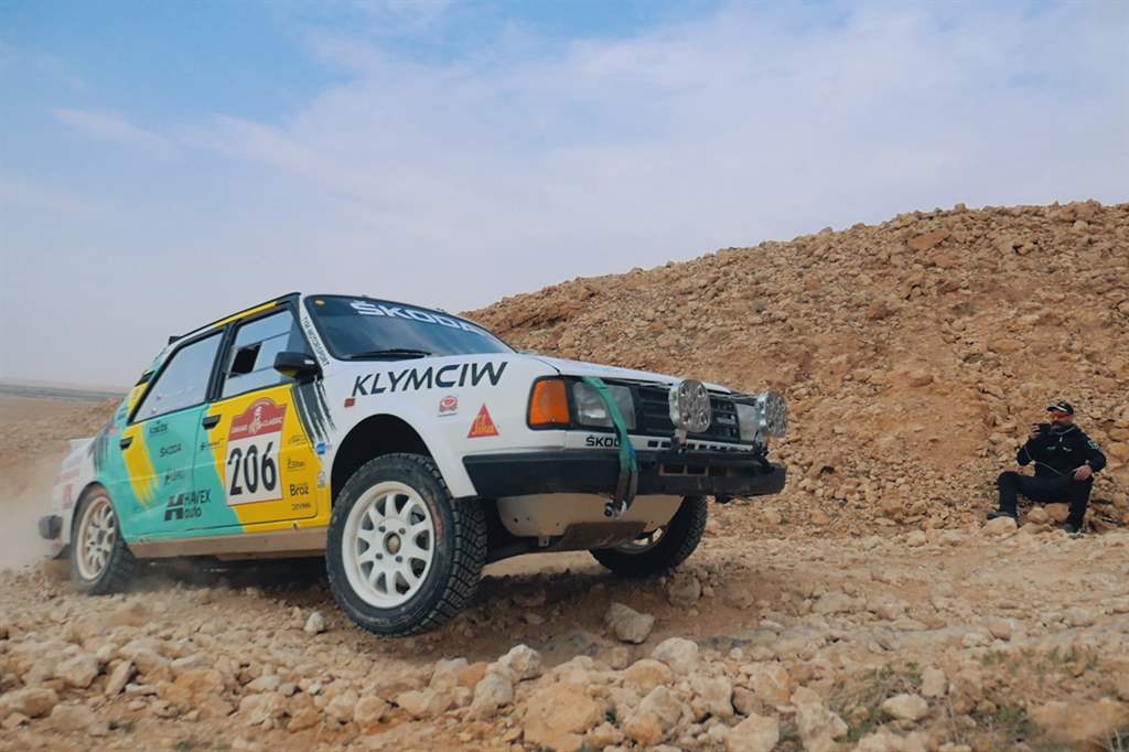 Συμμετείχε για πρώτη φορά στο Ράλι Ντακάρ