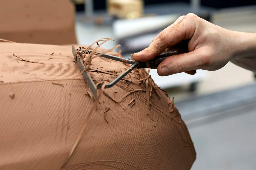 Takumi clay modellers