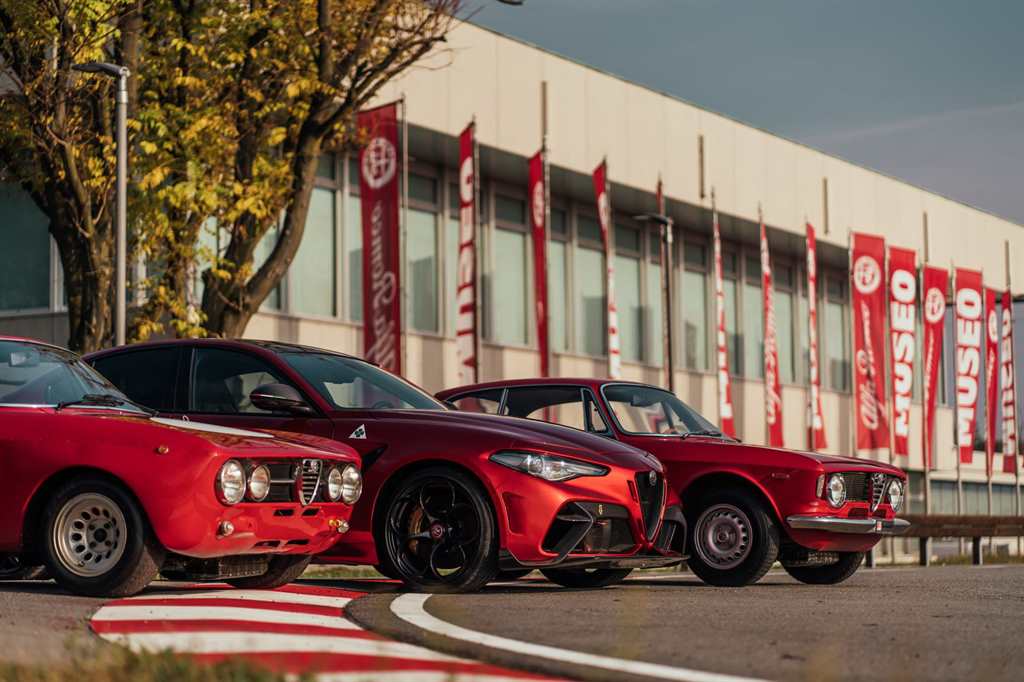 Η Alfa Romeo γιορτάζει τα 111α της γενέθλια
