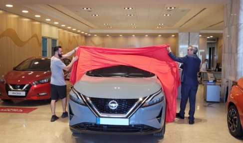 Βγήκαν στον δρόμο τα πρώτα, νέα Nissan QASHQAI !