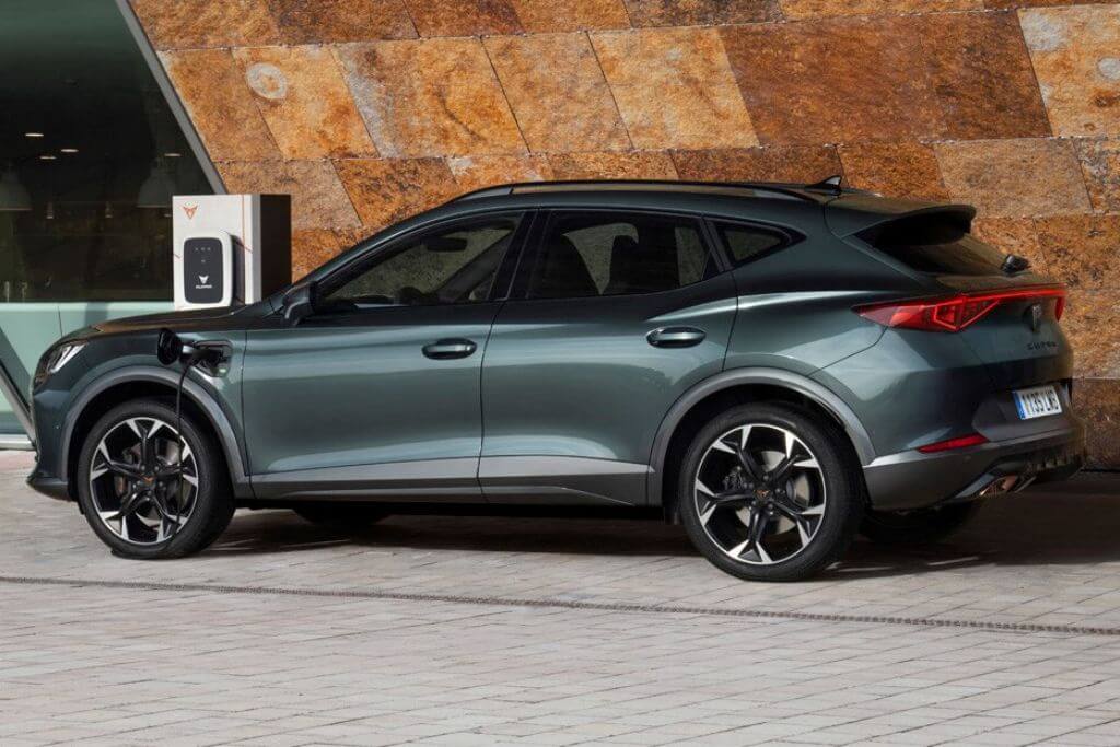 Eπεκτείνονται οι επιλογές στην γκάμα του CUPRA Formentor 