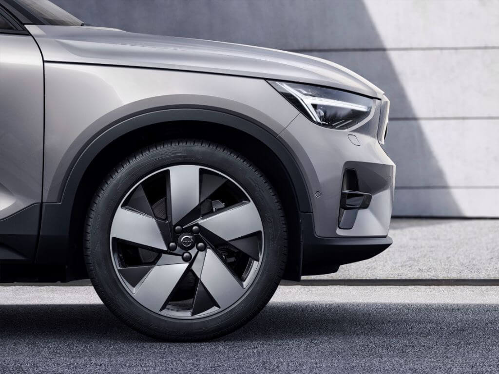 Τριπλή αναγνώριση των επιδόσεων της Volvo Cars στη βιωσιμότητα