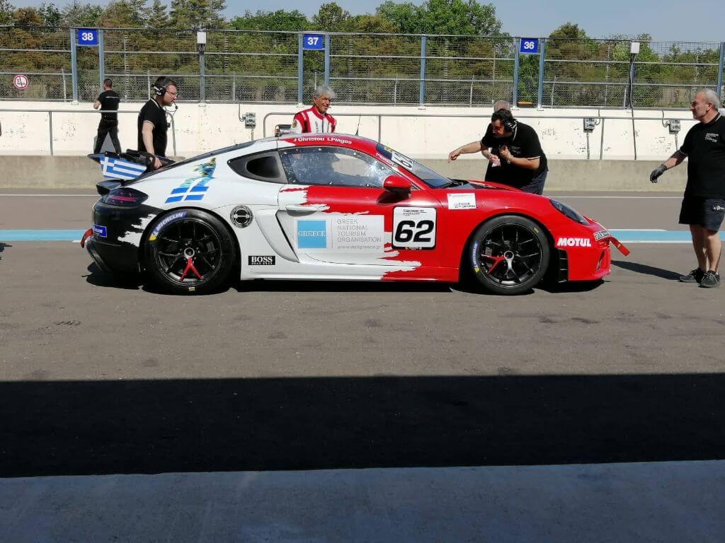 Επιτυχημένο ντεμπούτο για την Ad-Momentum Racing by V.T.P.