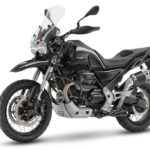 03 Moto Guzzi V85 TT Guardia d'Onore