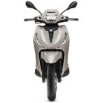 03 Piaggio Beverly 300 hpe