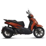 03 Piaggio Beverly 400 hpe S