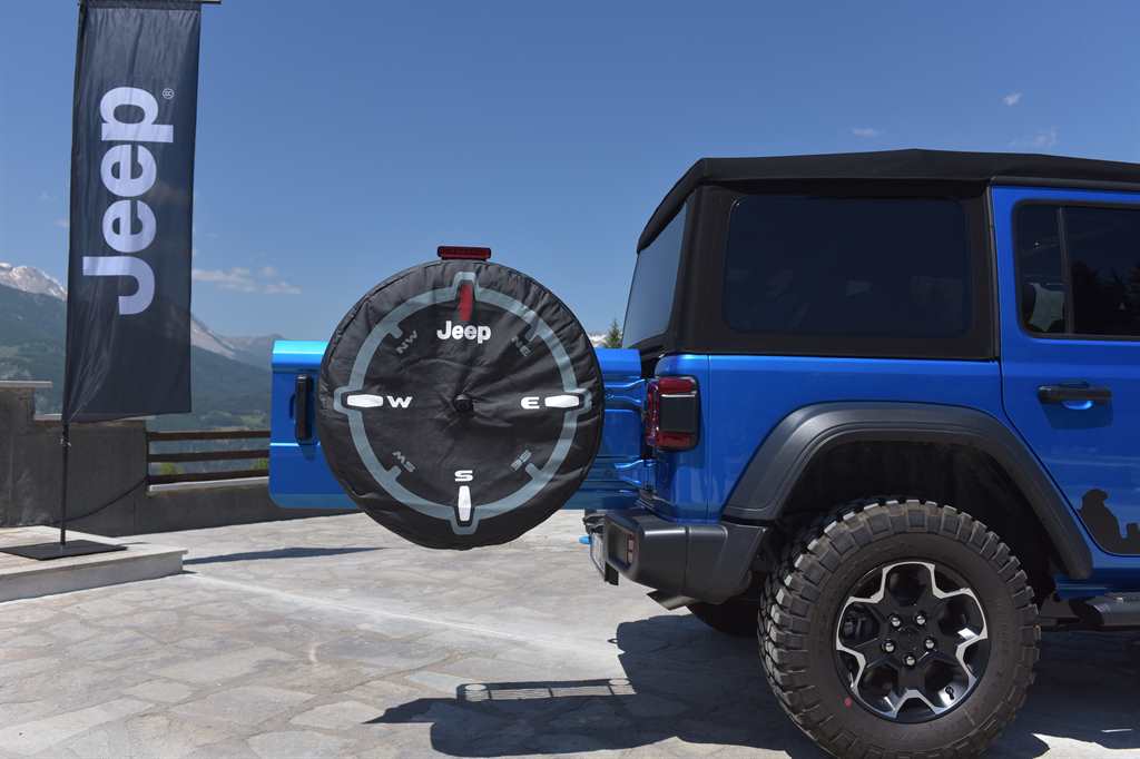 04_Jeep_Wrangler_4xe