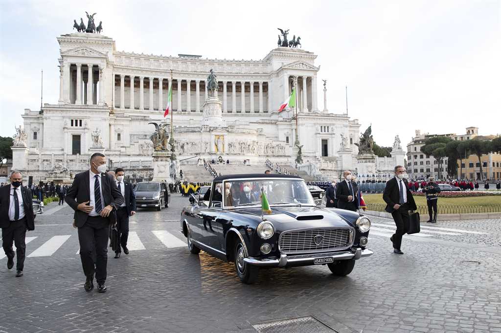 04_Lancia Flaminia Presidenziale