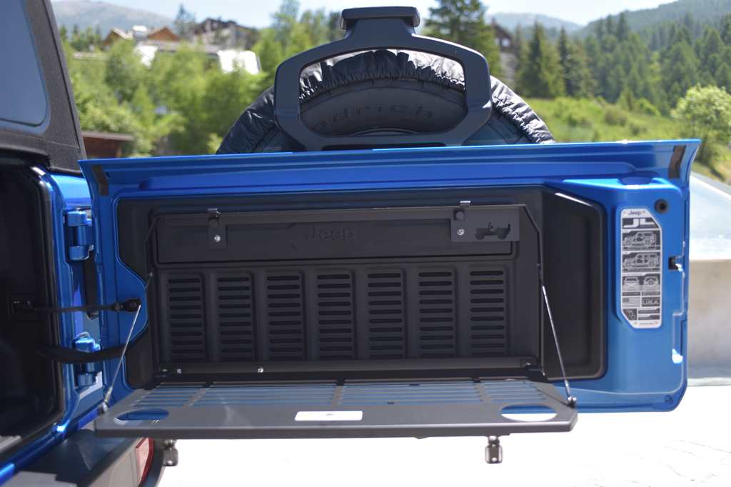 05_Jeep_Wrangler_4xe