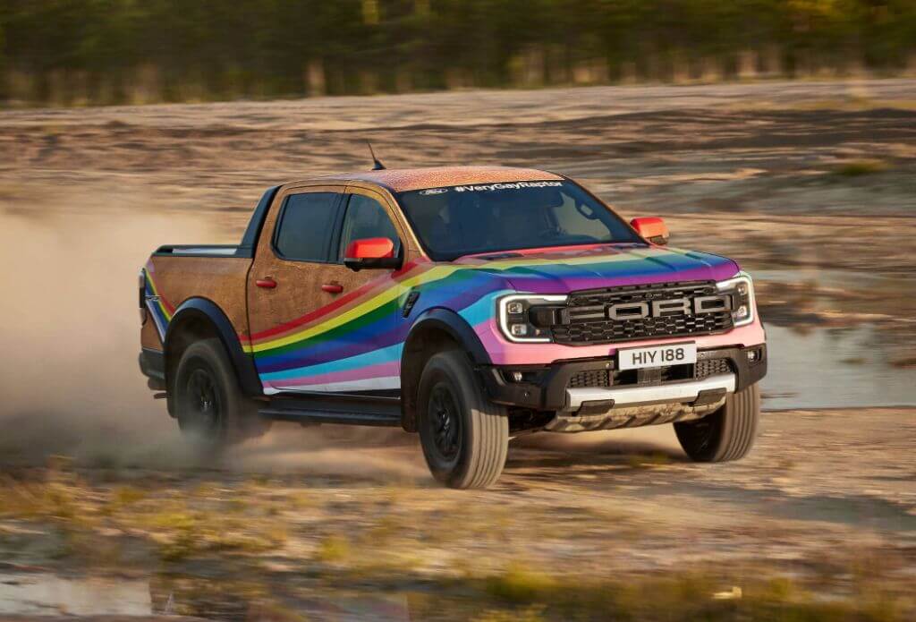 07_VGR_at_Hule_Front_3_4_Dynamic_1 (1)