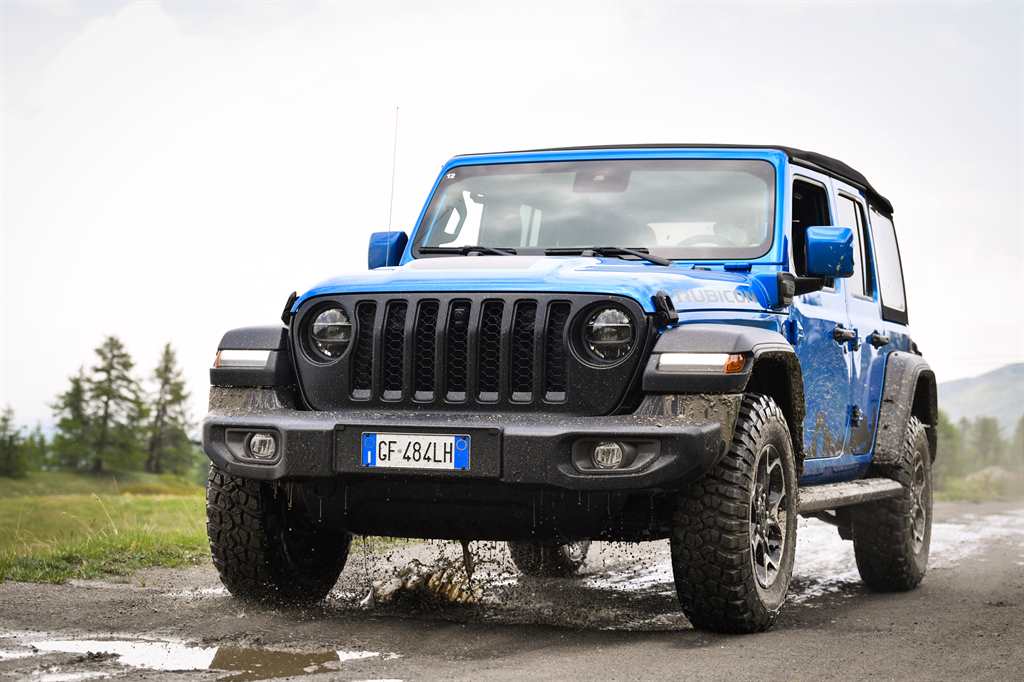 12_Jeep_Wrangler_4xe
