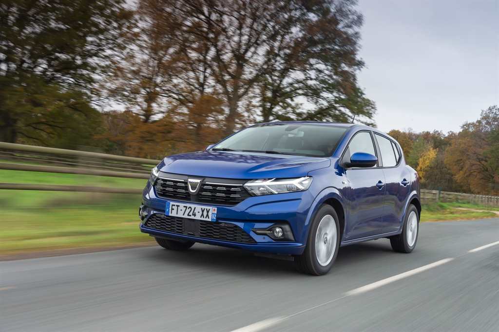 2020 - New Dacia SANDERO tests drive (2)_low