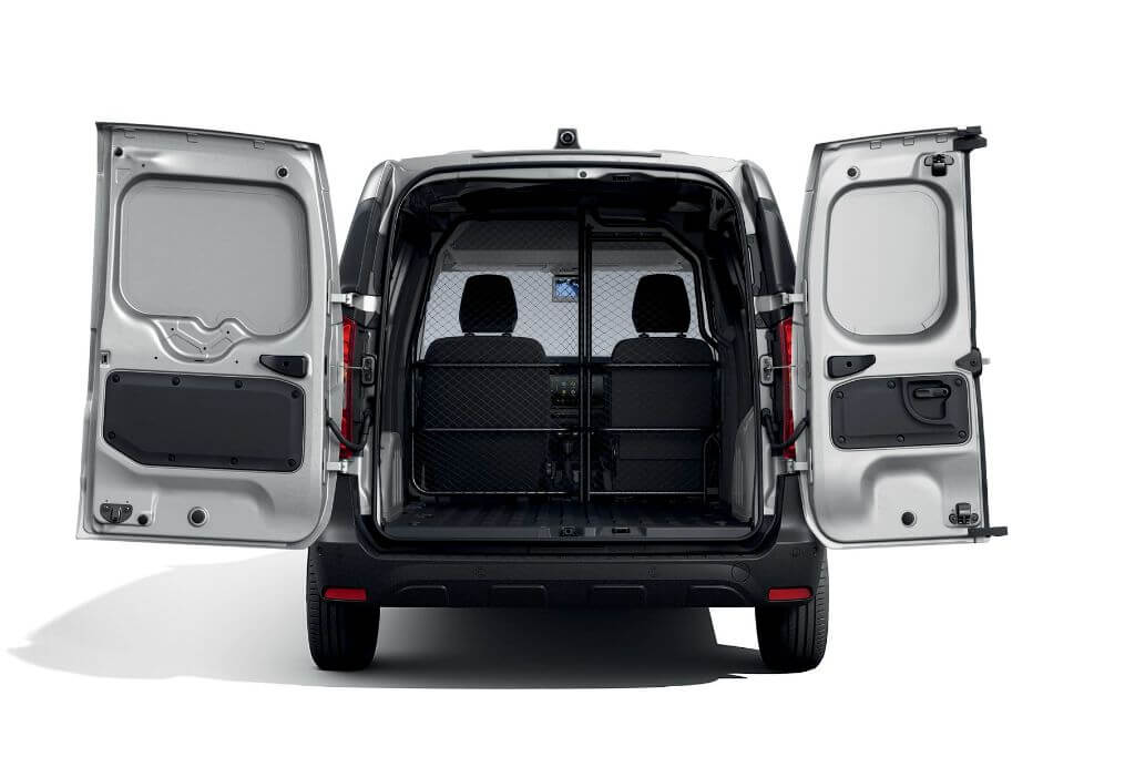 2021 - New Renault Express Van - Studio shoots_LOW