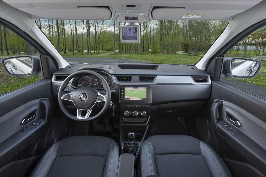 2021 - New Renault Express Van - Tests drive1_LOW
