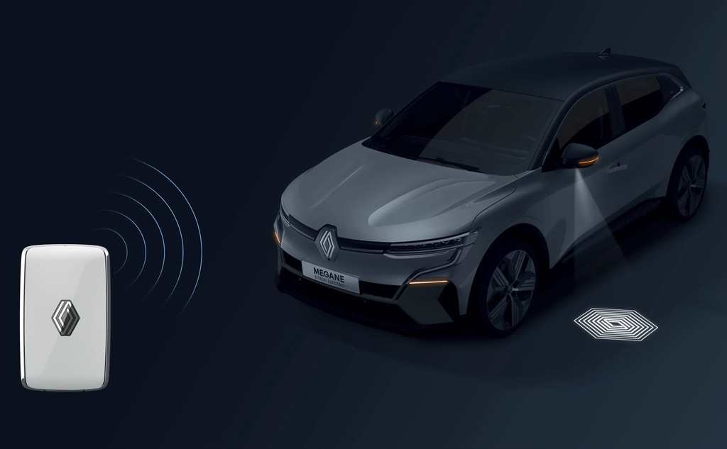 2021 - Story Renault - Hands-Free Card 20 years of innovation in the palm of your hand (8)