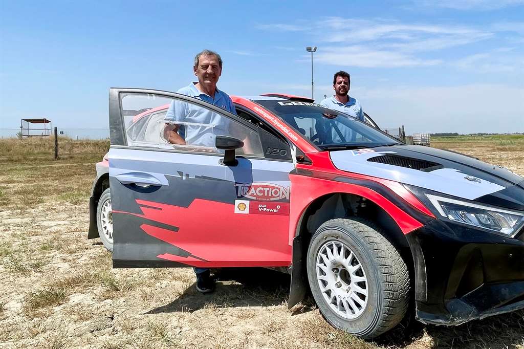 Κώστας & Μάνος Στεφανής