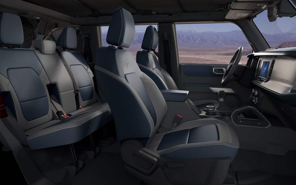 22_FRD_BRO_INT_LEATHERGREYNAVY