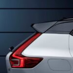265581_XC40_R-Design_expression_in_Crystal_White_Pearl