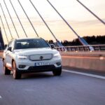 271700_Volvo_XC40_Recharge_P8_AWD_in_Glacier_Silver