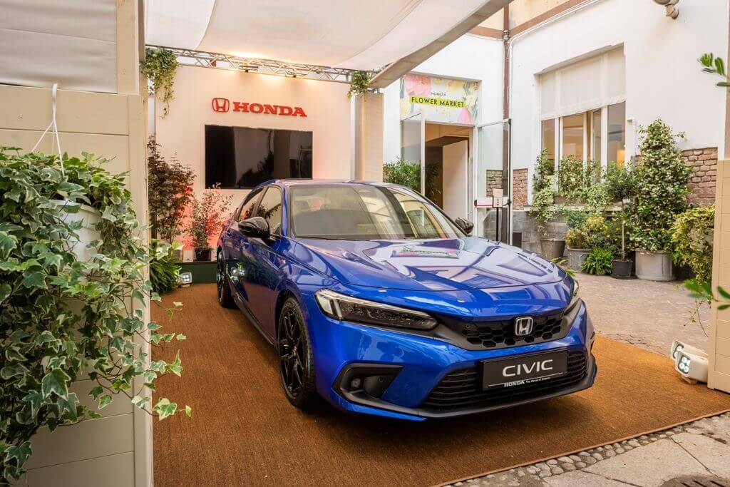 372394_ALL-NEW_HONDA_CIVIC_TAKES_CENTRE_STAGE_AT_MILAN_DESIGN_WEEK