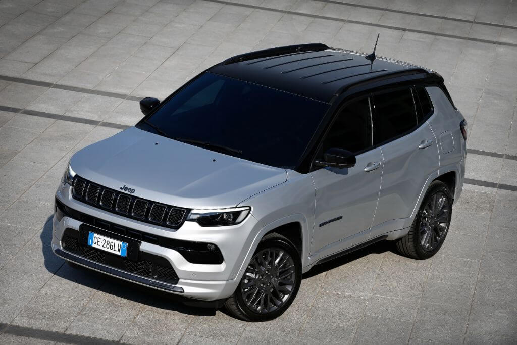 3. New Jeep® Compass S 4xe