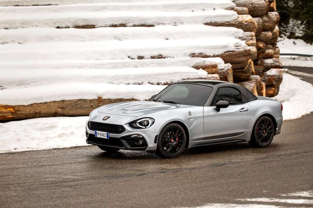 Abarth_70th_Anniversary_ 04