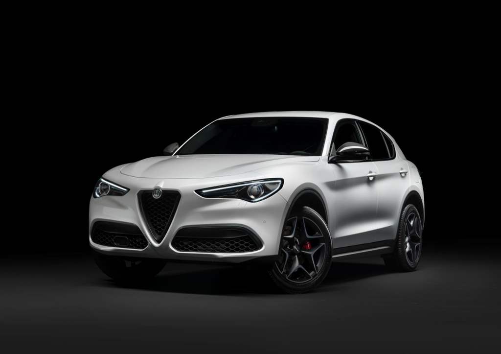 Alfa-Romeo_ 06