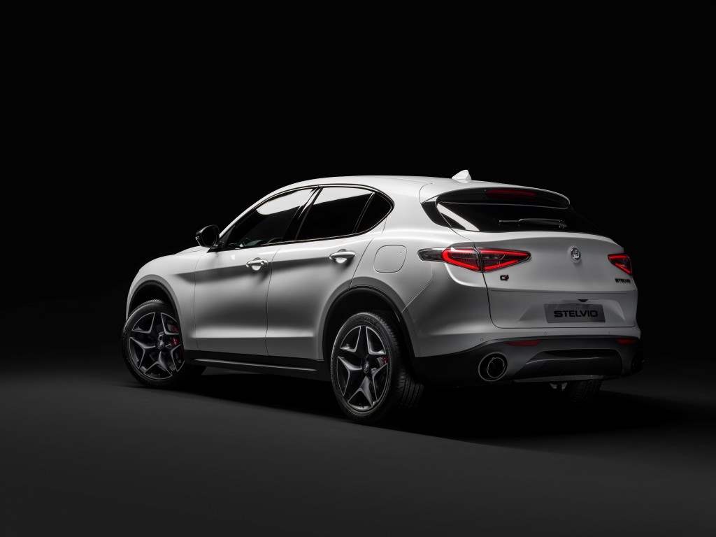 Alfa-Romeo_ 07