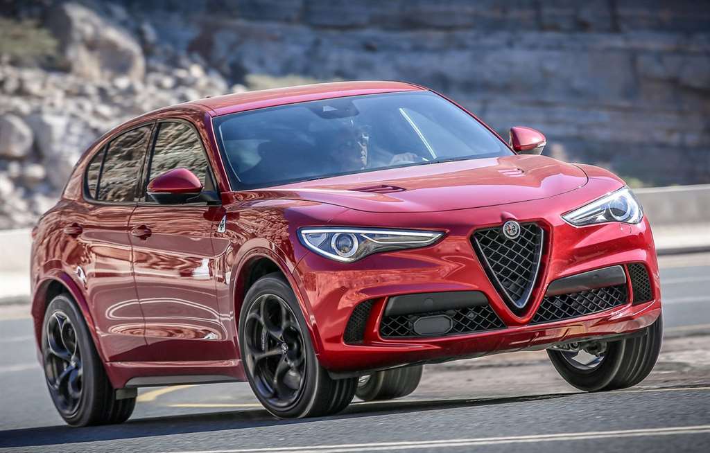 Alfa-Romeo_ 08