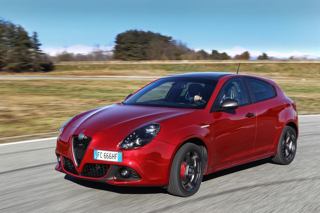 Alfa_Romeo_Giulietta_ 05