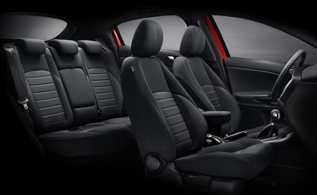 Alfa_Romeo_Giulietta_ 06