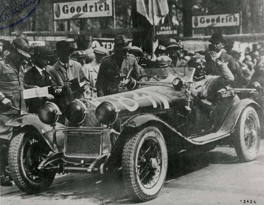Alfa Romeo Heritage Mille miglia 12