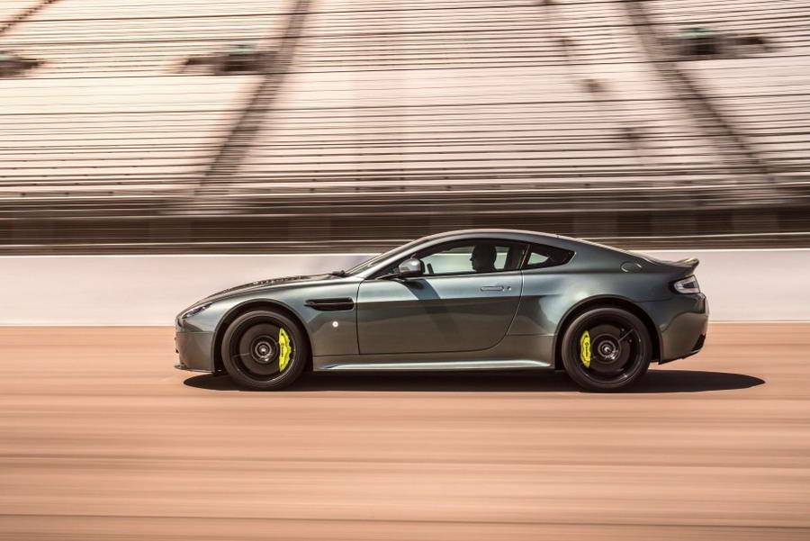 Aston Martin Vantage AMR_ 05