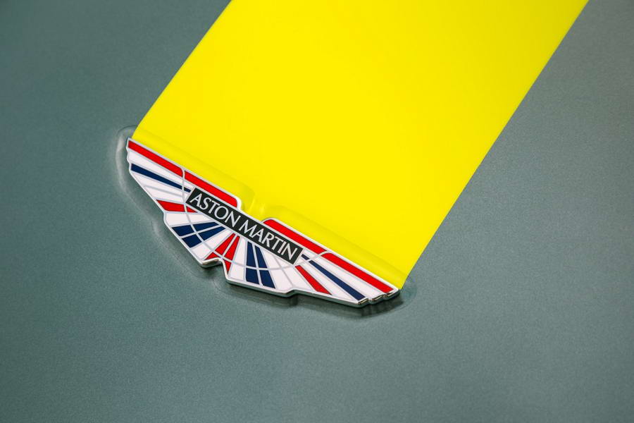 Aston Martin Vantage AMR_ 09