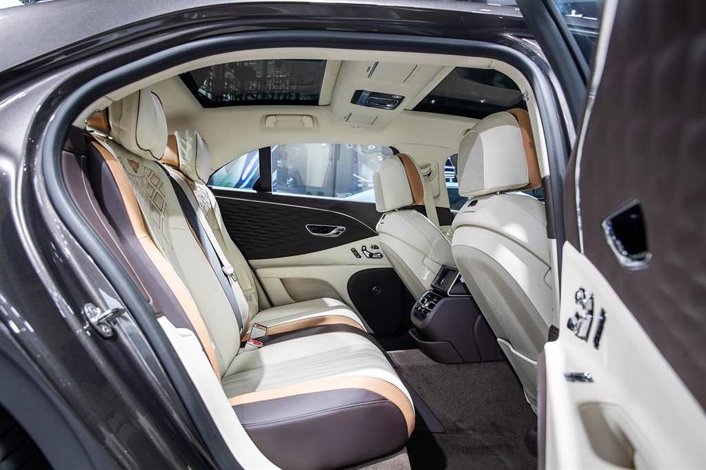 BENTLEY - China Debuts - Flying Spurs - 5