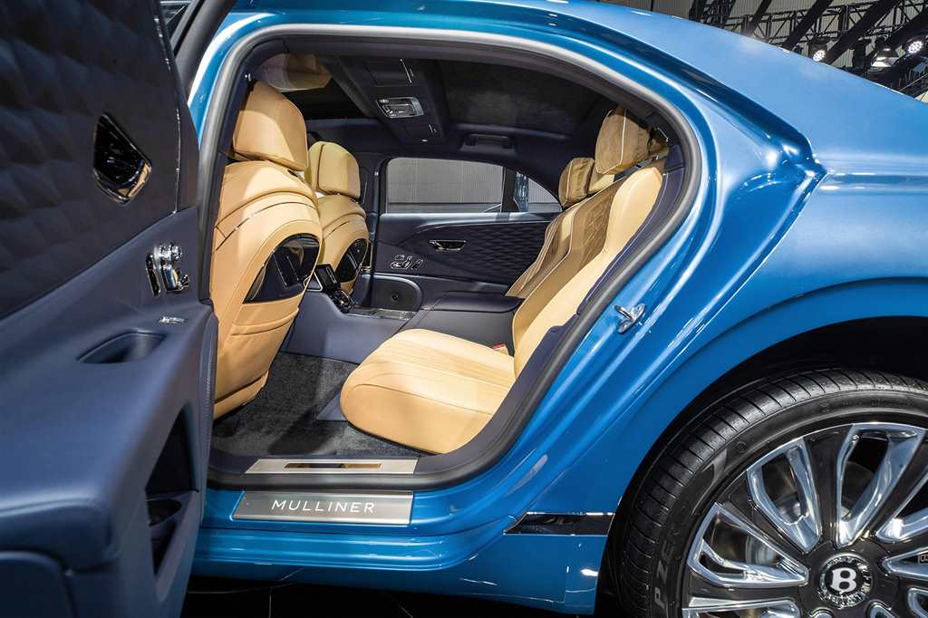 BENTLEY - China Debuts - Flying Spurs - 6