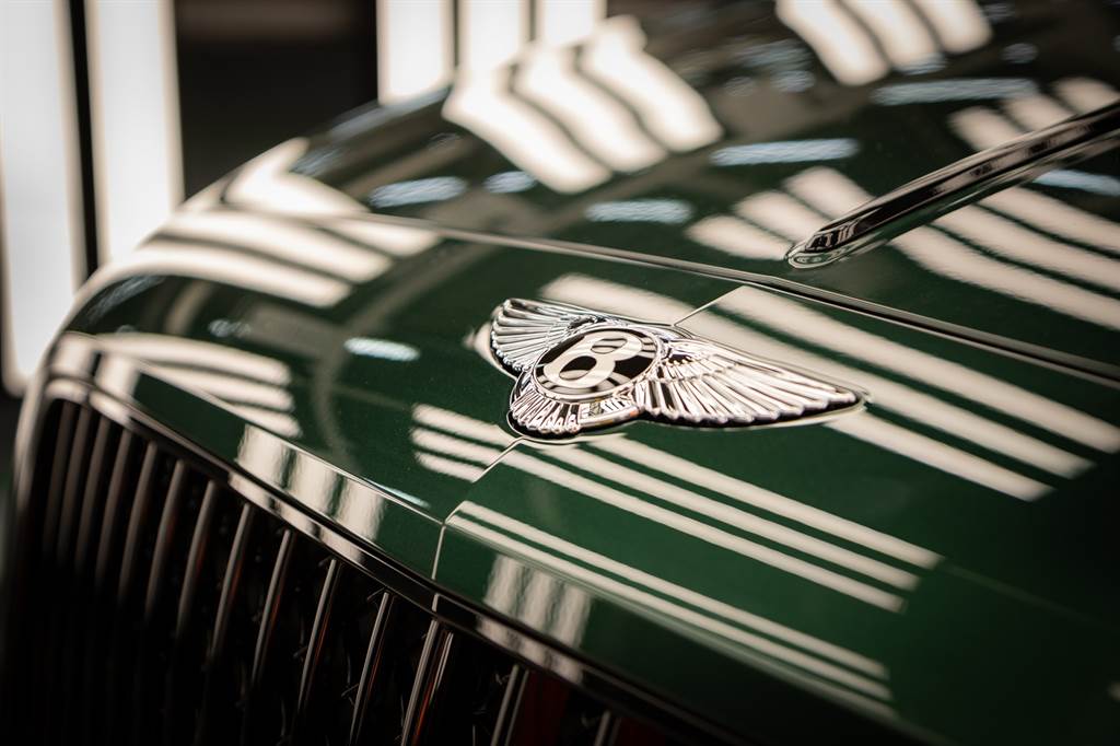 BENTLEY FLYING SPUR_04