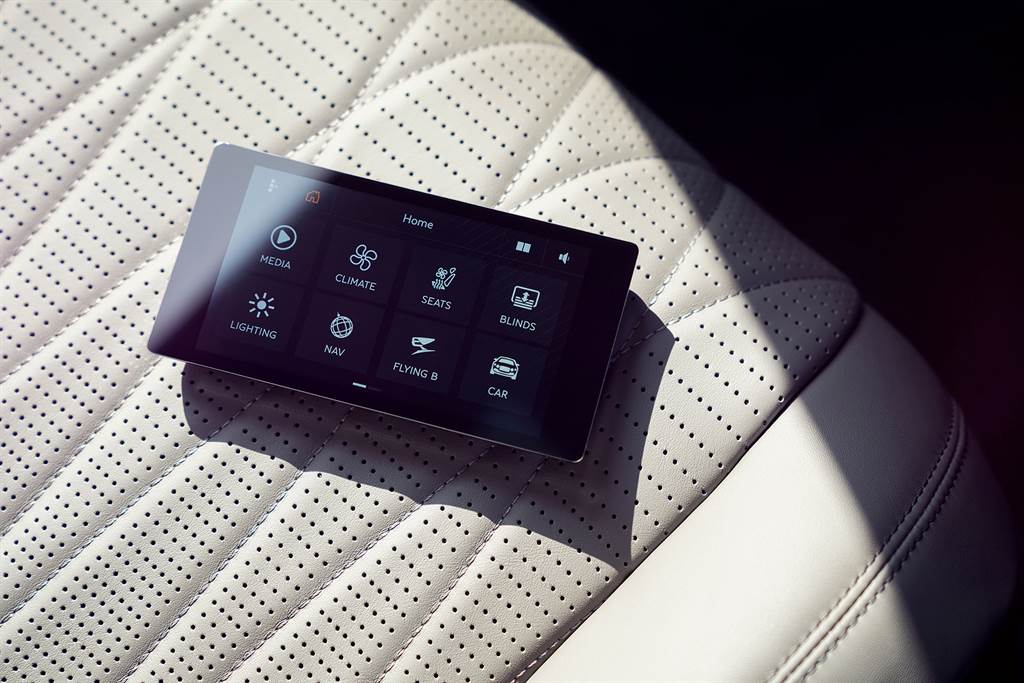 BENTLEY FLYING SPUR V8_09