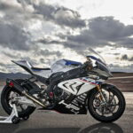 BMW HP4 RACE 13