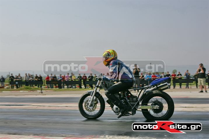 DRAG120409MOTO025