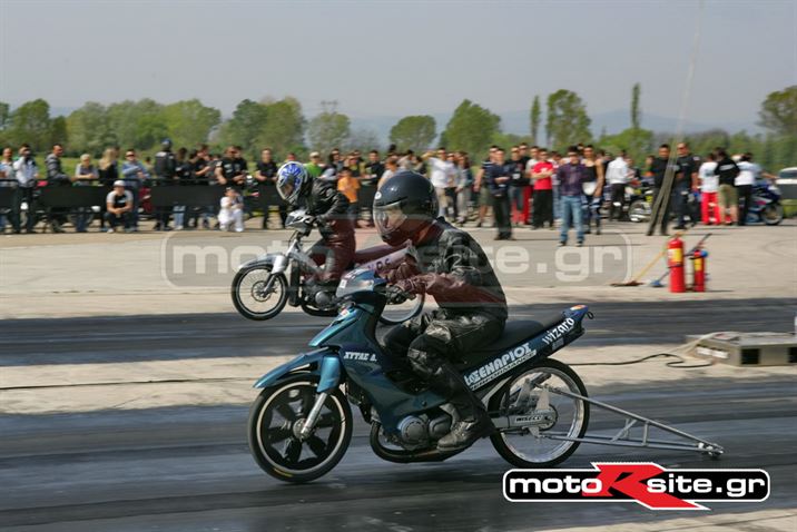 DRAG120409MOTO071