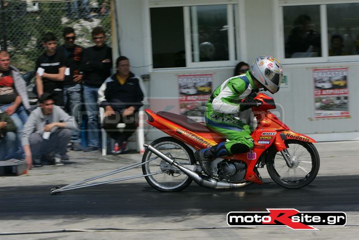 DRAG120409MOTO216