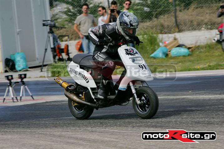 DRAG120409MOTO281