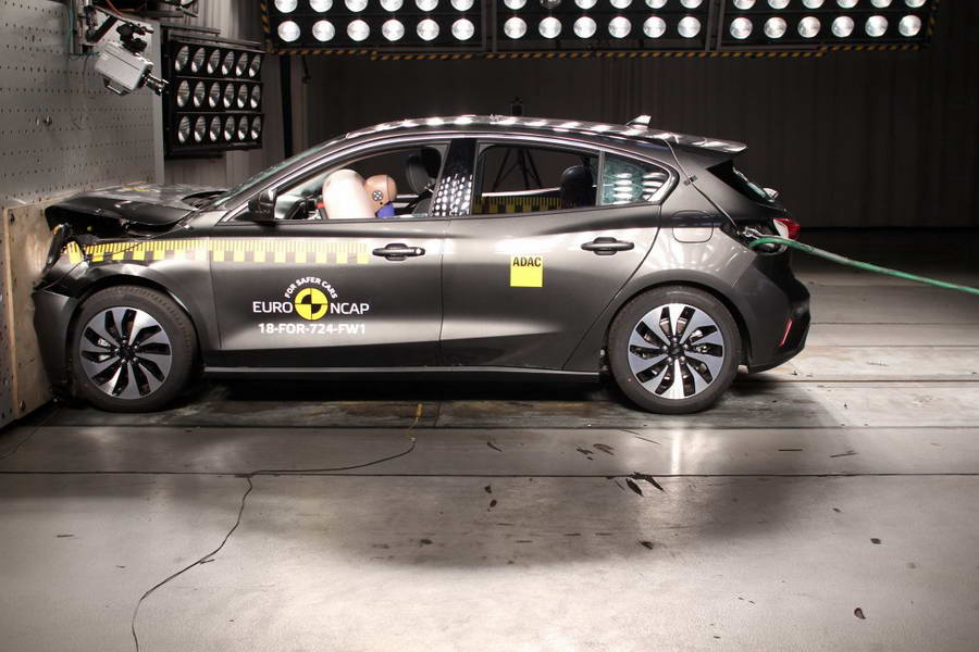 Focus Euro NCAP crash test 11
