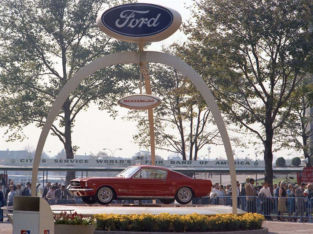 Ford-Mustang_ 05